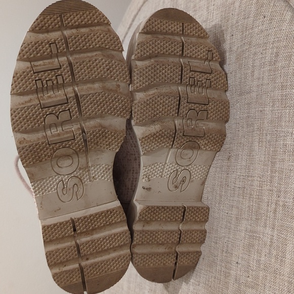 Sorel Lennox Lace Cozy Bootie - Picture 10 of 10